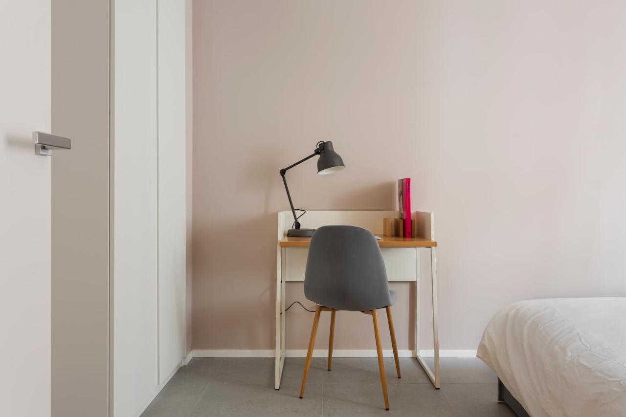 Bilocale Aleardi Apartment Милано Екстериор снимка